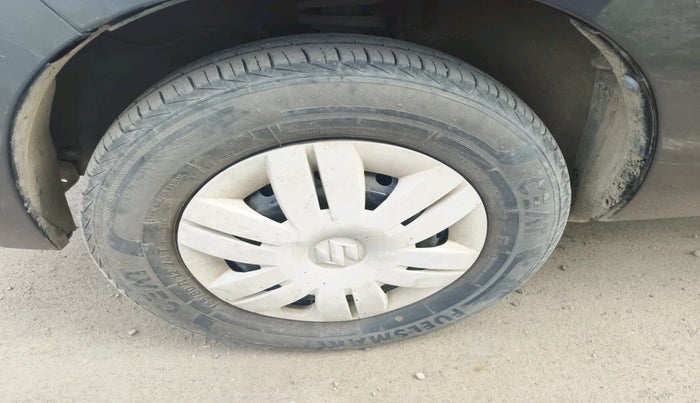 2020 Maruti Alto LXI, Petrol, Manual, 32,182 km, tyre