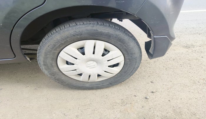 2020 Maruti Alto LXI, Petrol, Manual, 32,182 km, tyre