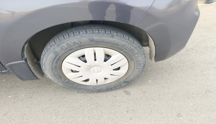 2020 Maruti Alto LXI, Petrol, Manual, 32,182 km, tyre