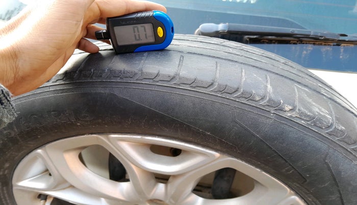 2017 Ford Ecosport TITANIUM 1.5L DIESEL, Diesel, Manual, 1,52,105 km, tyre