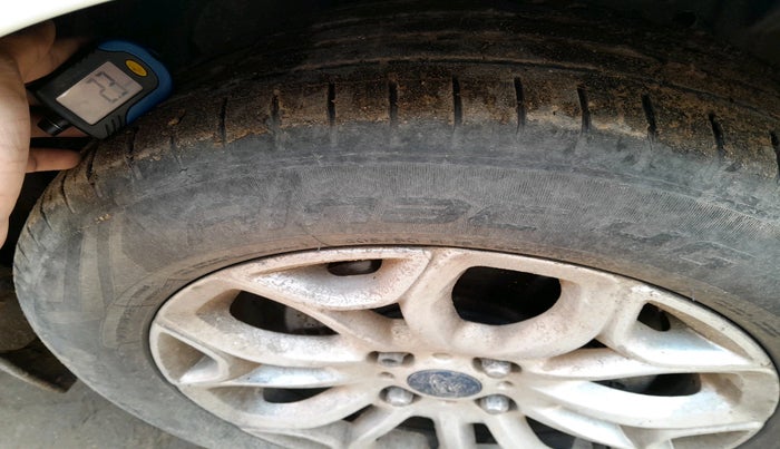 2017 Ford Ecosport TITANIUM 1.5L DIESEL, Diesel, Manual, 1,52,105 km, tyre