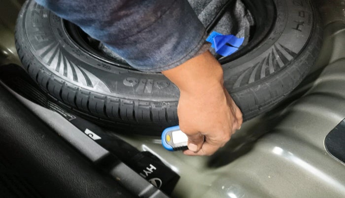 2024 Hyundai EXTER S 1.2 MT, Petrol, Manual, 5,072 km, tyre