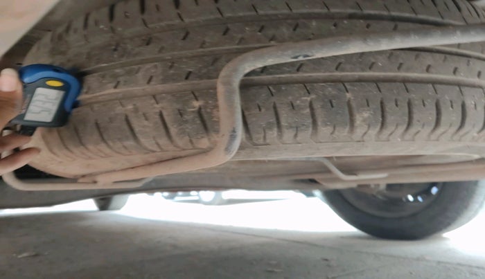 2020 Maruti Ertiga VXI CNG, CNG, Manual, 97,283 km, tyre