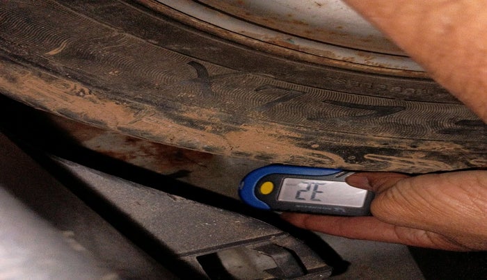 2012 Maruti Wagon R 1.0 LXI, Petrol, Manual, 94,812 km, tyre