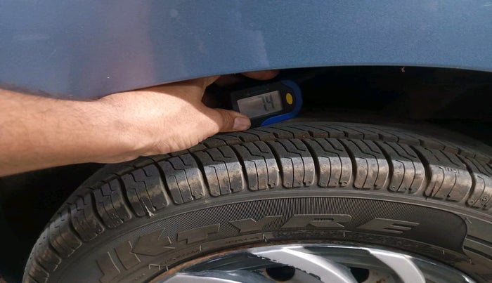 2012 Maruti Wagon R 1.0 LXI, Petrol, Manual, 94,812 km, tyre