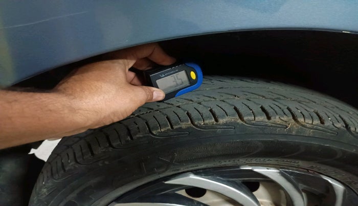 2012 Maruti Wagon R 1.0 LXI, Petrol, Manual, 94,812 km, tyre