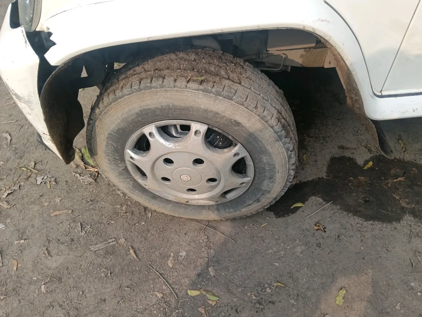 2021 Mahindra Bolero B6, Diesel, Manual, 46,944 km, tyre