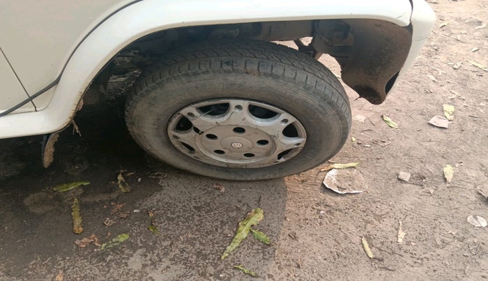 2021 Mahindra Bolero B6, Diesel, Manual, 46,944 km, tyre