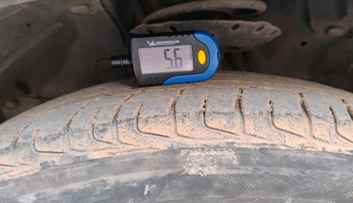 2017 Honda WR-V 1.5L I-DTEC VX MT, Diesel, Manual, 1,28,815 km, tyre