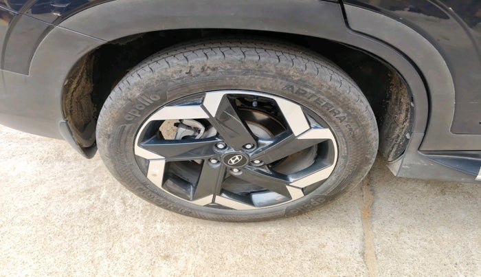 2023 Hyundai ALCAZAR 1.5 SIGNATURE (O) AT 7STR, Diesel, Automatic, 60,000 km, tyre