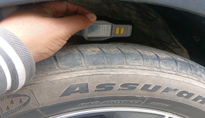 2017 Hyundai Creta SX PLUS AT 1.6 PETROL, Petrol, Automatic, 61,550 km, tyre