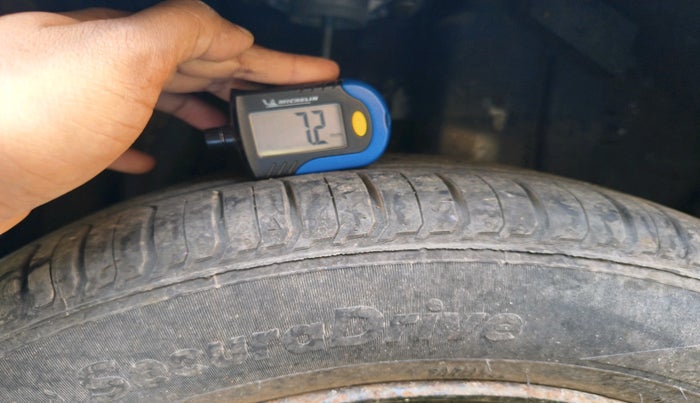 2011 Fiat Linea ACTIVE 1.4 L, Petrol, Manual, 76,177 km, tyre