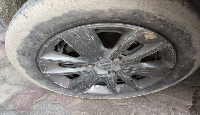 2020 Renault Kwid CLIMBER 1.0 AMT (O), Petrol, Automatic, 61,704 km, tyre