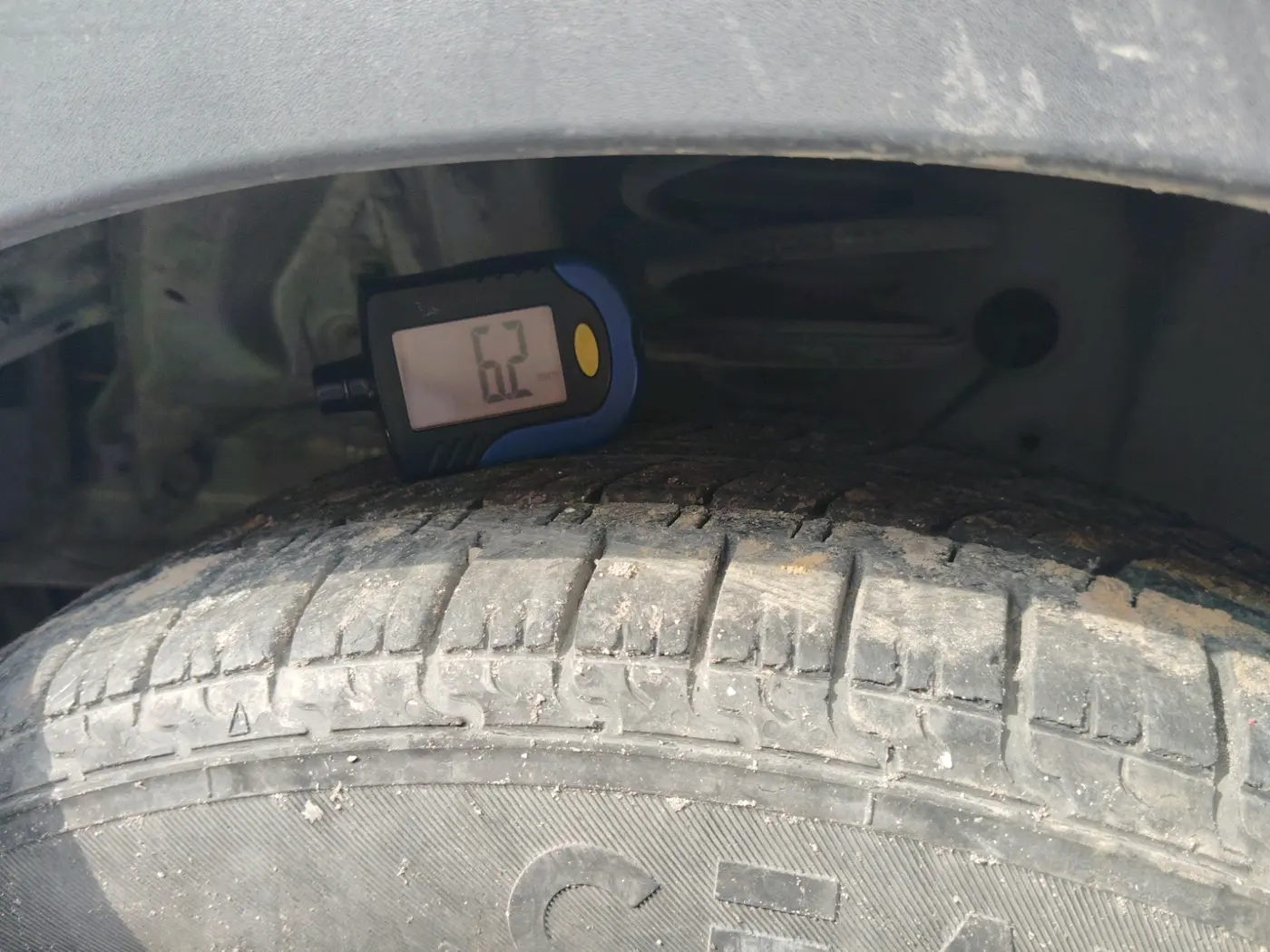 2017 Maruti IGNIS ALPHA 1.2, Petrol, Manual, 48,045 km, tyre