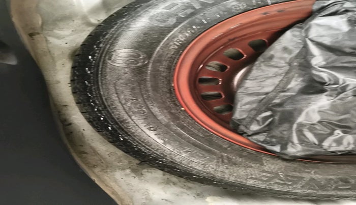 2021 Nissan MAGNITE XL, Petrol, Manual, 22,862 km, tyre