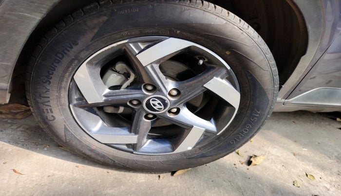 2019 Hyundai VENUE SX PLUS 1.0 TURBO DCT, Petrol, Automatic, 37,117 km, tyre