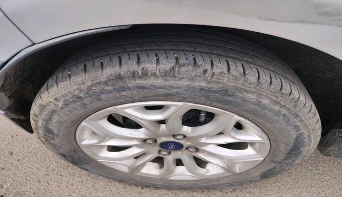 2016 Ford Ecosport TITANIUM 1.5L DIESEL, Diesel, Manual, 80,800 km, tyre