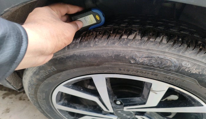 2023 KIA SONET HTK 1.5 DIESEL IMT, Diesel, Manual, 10,276 km, tyre