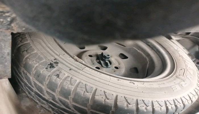 2012 Hyundai Santro Xing GLS, Petrol, Manual, 1,82,729 km, tyre