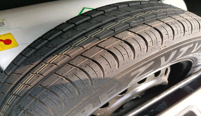 2024 Maruti New Wagon-R VXI CNG 1.0, Petrol, Manual, 61,977 km, tyre