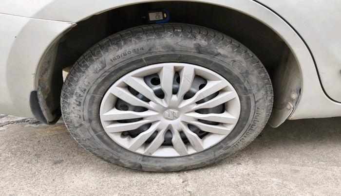 2018 Maruti Dzire VXI, Petrol, Manual, 1,01,193 km, tyre