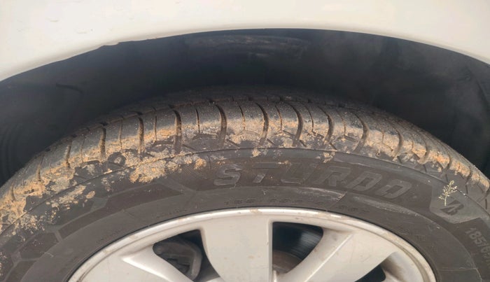 2013 Hyundai i20 ASTA 1.4 CRDI, Diesel, Manual, 94,191 km, tyre