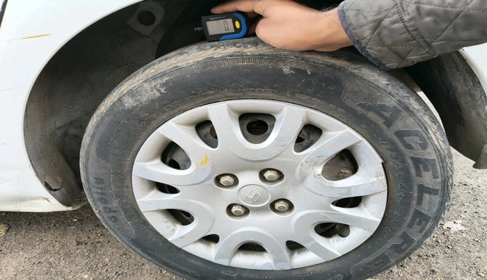 2011 Hyundai i20 MAGNA (O) 1.2, Petrol, Manual, 29,763 km, tyre