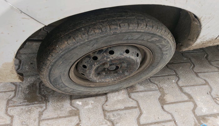 2013 Maruti Alto 800 LXI, Petrol, Manual, 61,048 km, tyre