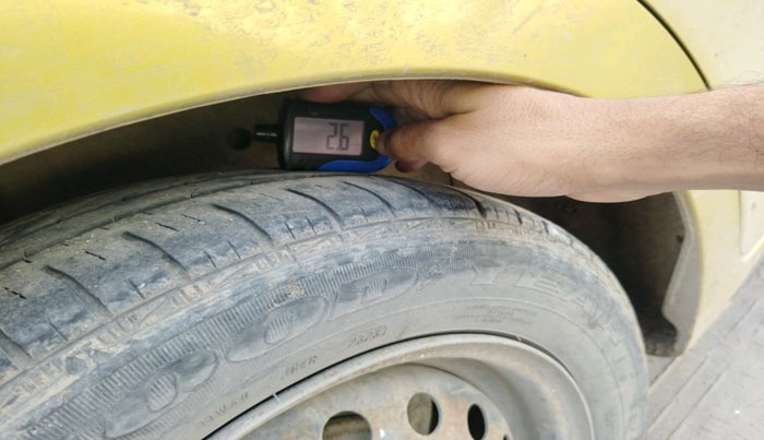 2014 Maruti Celerio VXI AMT, Petrol, Automatic, 2,07,450 km, tyre