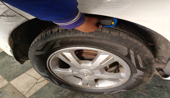 2011 Hyundai i20 SPORTZ 1.2, Petrol, Manual, 98,904 km, tyre