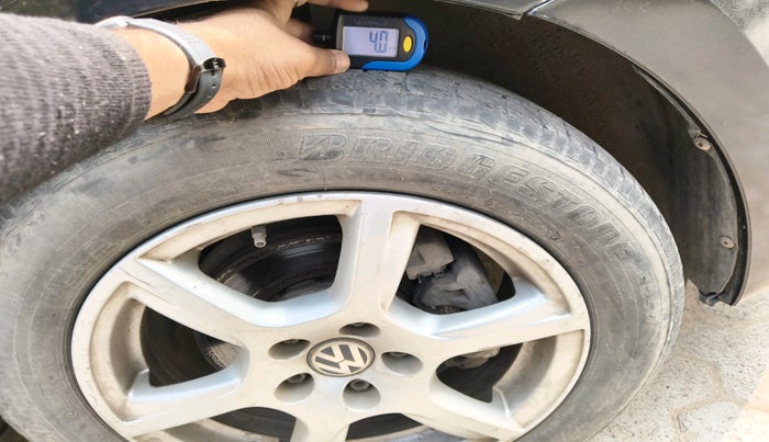 2013 Volkswagen Vento HIGHLINE DIESEL 1.6, Diesel, Manual, 86,376 km, tyre