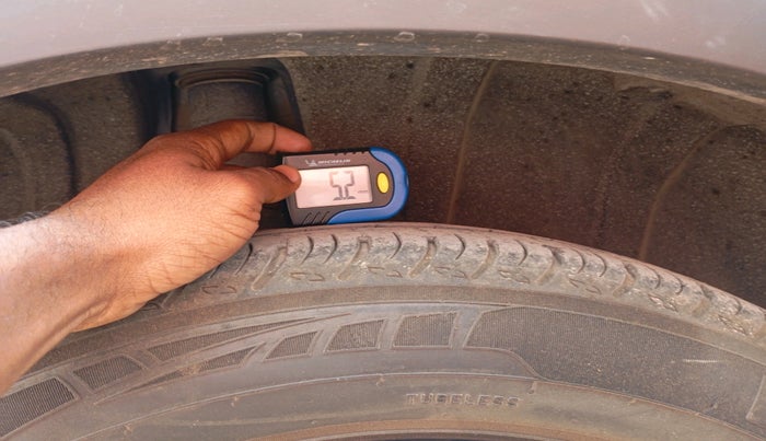 2023 Maruti XL6 ZETA MT, Petrol, Manual, 26,498 km, tyre