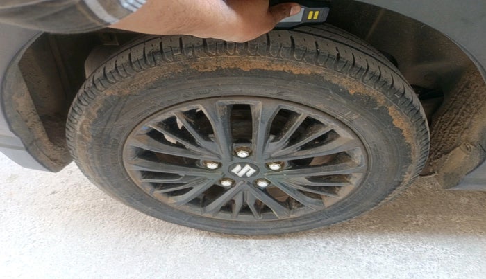 2021 Maruti XL6 ALPHA MT, Petrol, Manual, 41,522 km, tyre