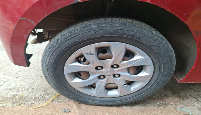 2017 Hyundai Elite i20 MAGNA EXECUTIVE 1.2, Petrol, Manual, 57,270 km, tyre