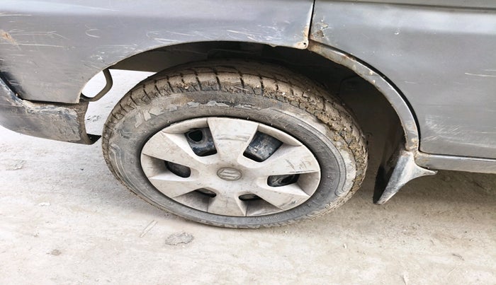 2021 Maruti Eeco 5 STR WITH A/C+HTR CNG, Petrol, Manual, 1,39,026 km, tyre