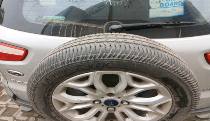 2017 Ford Ecosport TITANIUM 1.5L PETROL, Petrol, Manual, 1,37,077 km, tyre