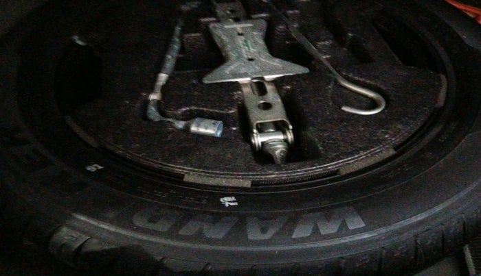 2020 Maruti Vitara Brezza ZXI, Petrol, Manual, 13,323 km, tyre