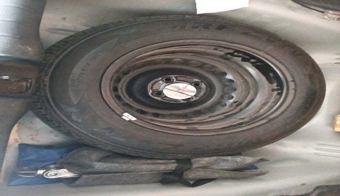 2021 Honda Amaze 1.2L I-VTEC VX CVT, Petrol, Automatic, 77,314 km, tyre