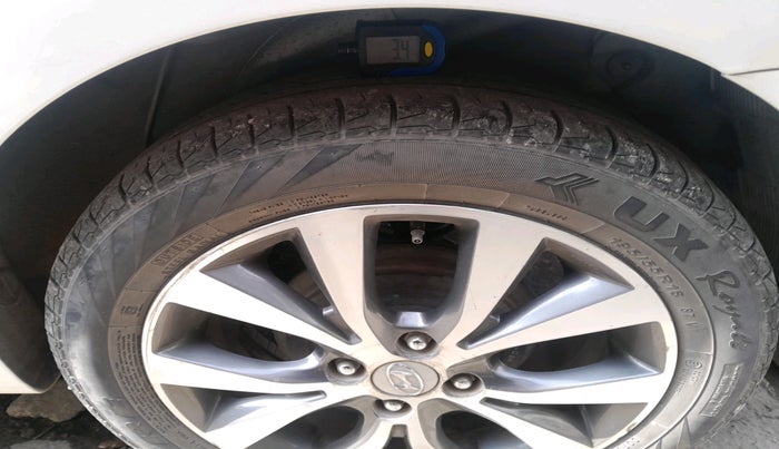 2017 Hyundai Verna 1.6 CRDI SX, Diesel, Manual, 75,320 km, tyre