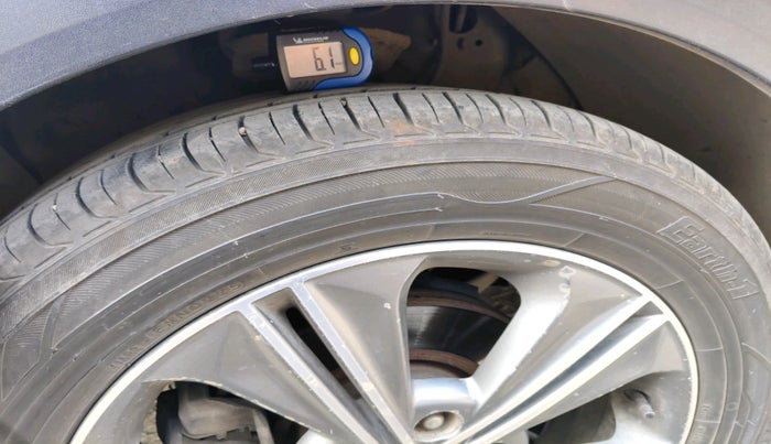 2016 Hyundai Creta SX PLUS AT 1.6 DIESEL, Diesel, Automatic, 1,24,855 km, tyre