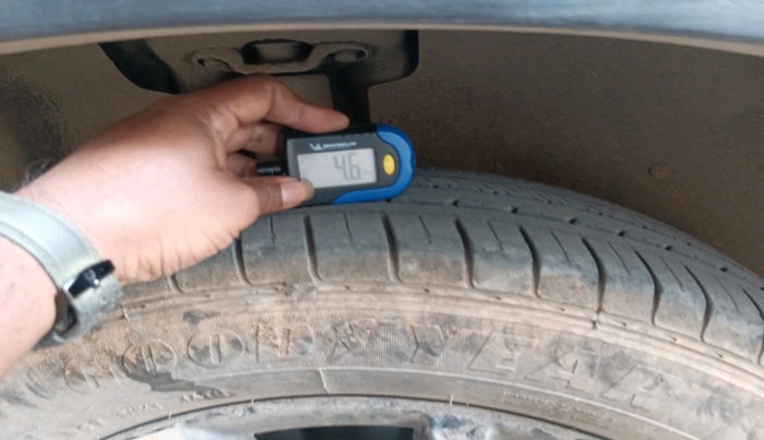 2020 MG HECTOR PLUS SHARP 1.5 PETROL TURBO HYBRID MT 6-STR, Petrol, Manual, 29,983 km, tyre