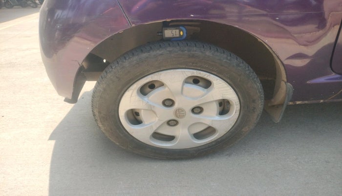 2014 Tata Nano TWIST XT, Petrol, Manual, 23,511 km, tyre