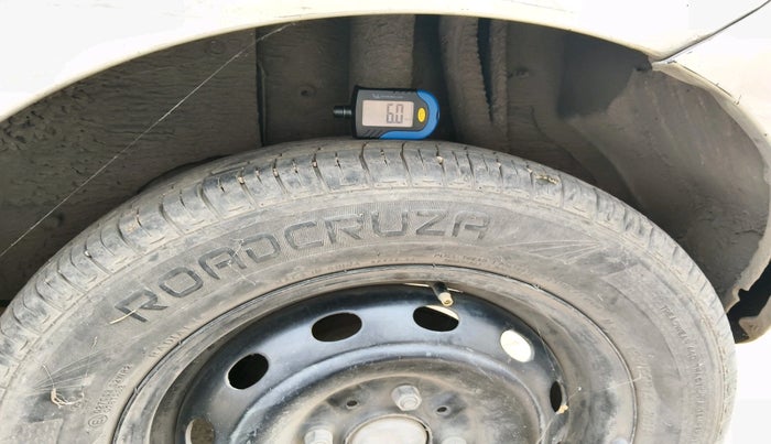 2011 Tata Indica Vista AQUA TDI, Diesel, Manual, 1,13,000 km, tyre