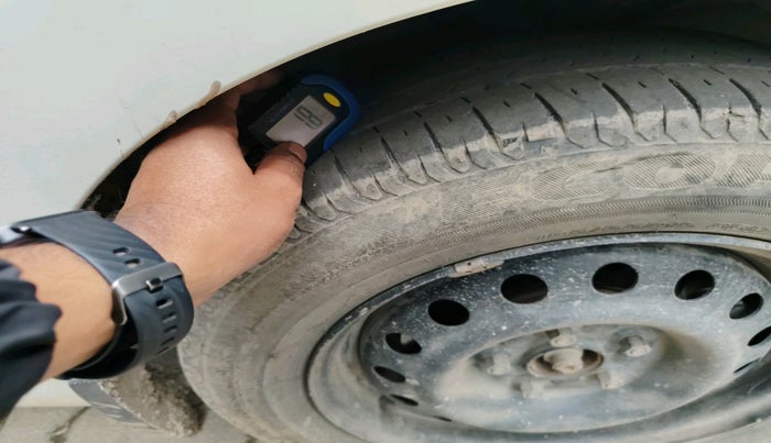 2024 Maruti Ertiga   VXI (O) CNG, Petrol, Manual, 35,002 km, tyre