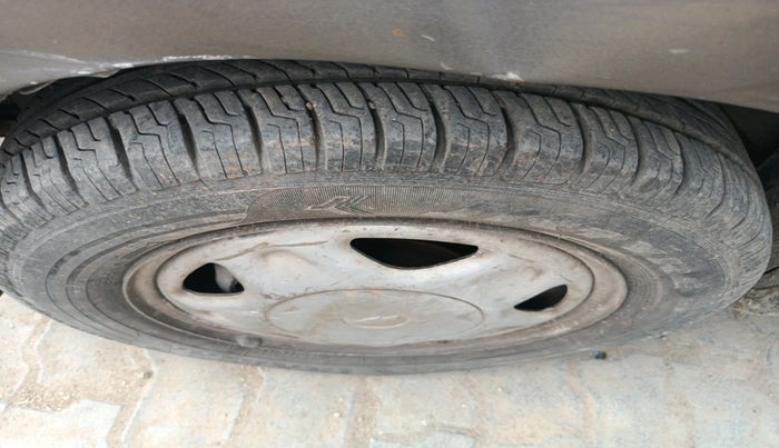 2015 Chevrolet Beat PS DIESEL, Diesel, Manual, 55,052 km, tyre