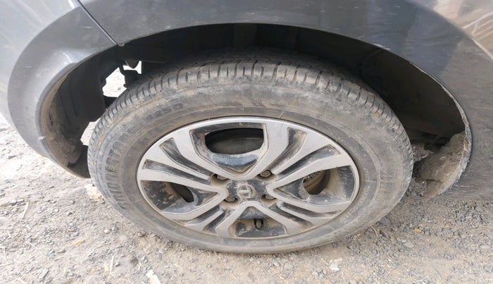 2023 Tata Tiago XT CNG, Petrol, Manual, 42,632 km, tyre