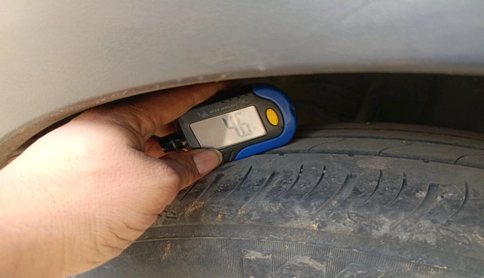 2016 Honda BR-V 1.5L I- DTEC S, Diesel, Manual, 68,064 km, tyre