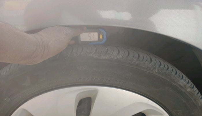 2017 Maruti Celerio ZXI AMT (O), Petrol, Automatic, 64,147 km, tyre