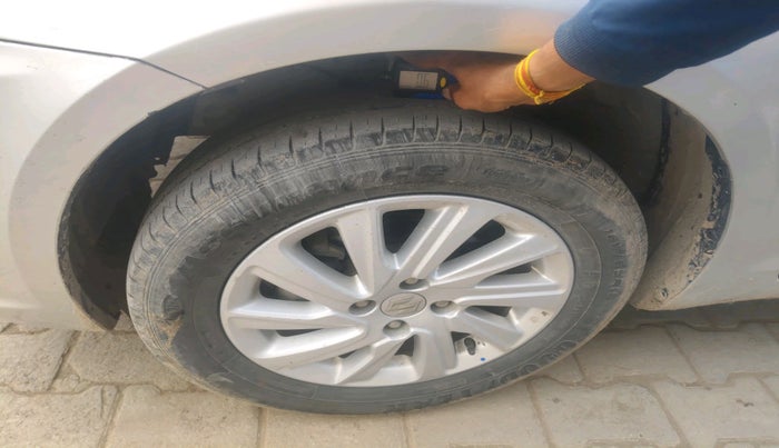 2015 Maruti Swift Dzire ZDI, Diesel, Manual, 34,534 km, tyre