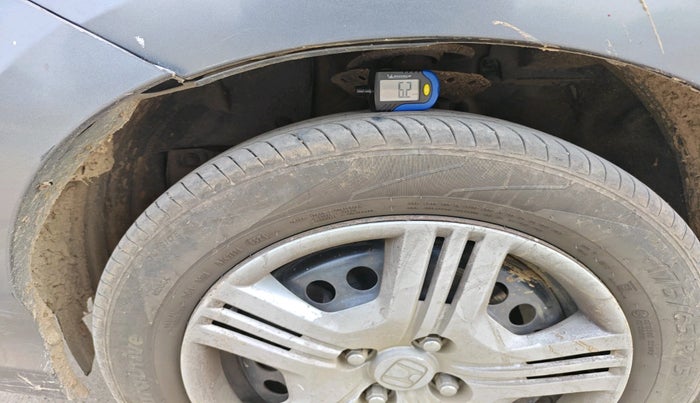 2010 Honda City 1.5L I-VTEC S MT, Petrol, Manual, 1,12,450 km, tyre